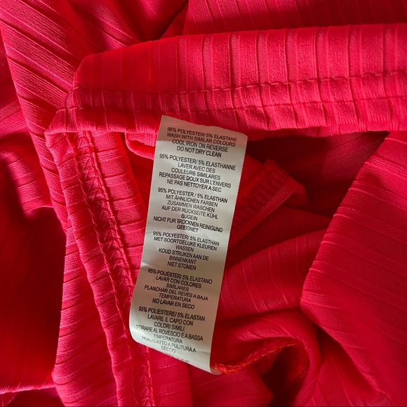 Vibrant Pink Ribbed Mini Dress - Picture 15 of 15